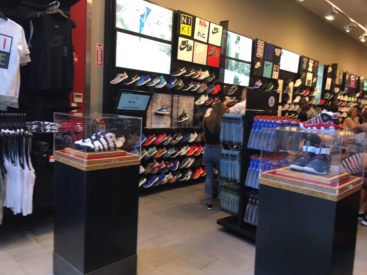 Photo of Foot Locker in New York City, New York, United States - 4 Picture of Point of interest, Establishment, Store, Clothing store, Shoe store