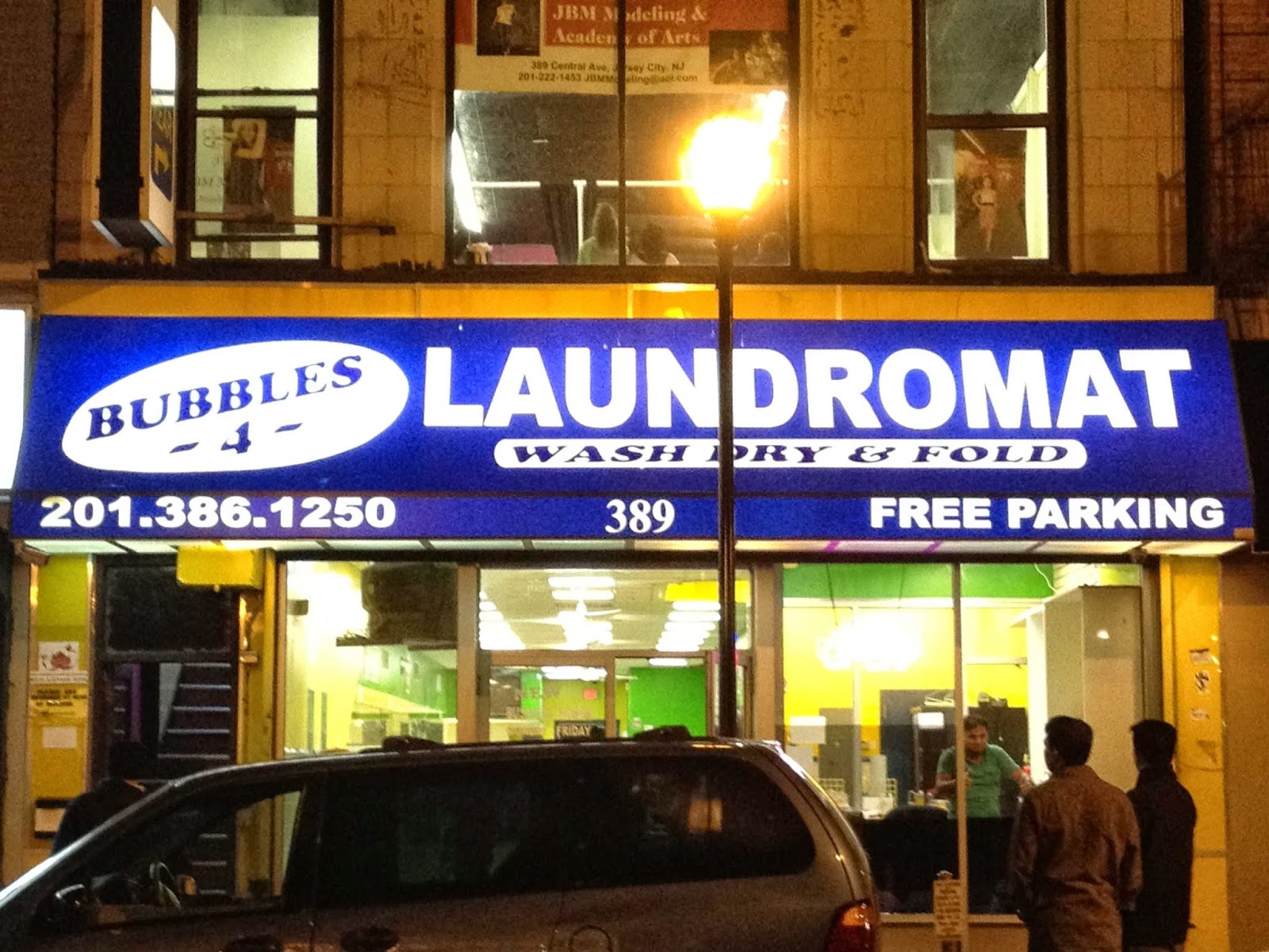 Photo of Bubbles 4 Laundromat in Jersey City, New Jersey, United States - 2 Picture of Point of interest, Establishment, Laundry