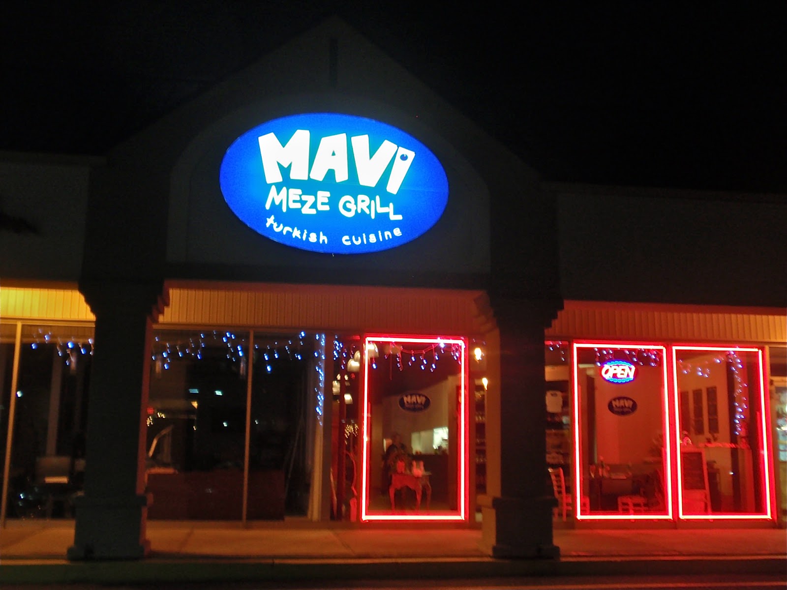 Photo of Mavi Meze Grill in Edgewater City, New Jersey, United States - 4 Picture of Restaurant, Food, Point of interest, Establishment