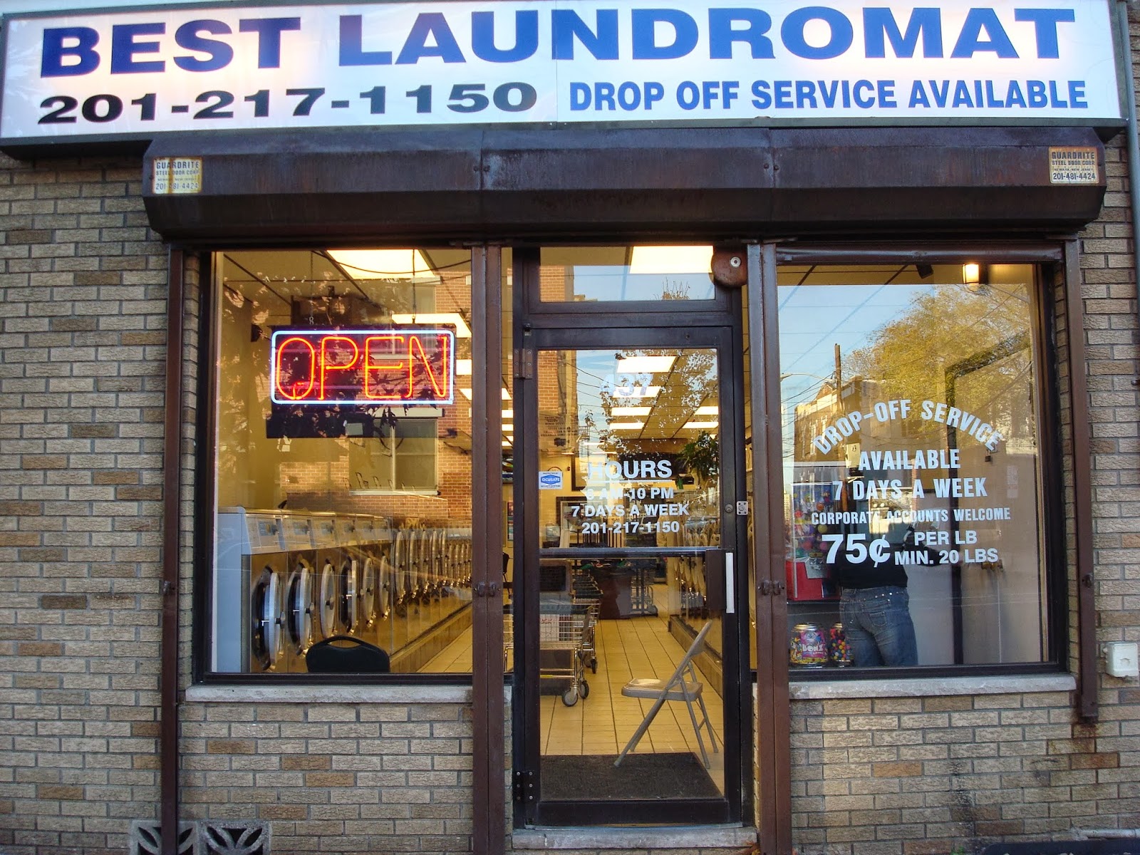 Photo of Best Laundromat in Jersey City, New Jersey, United States - 1 Picture of Point of interest, Establishment, Laundry