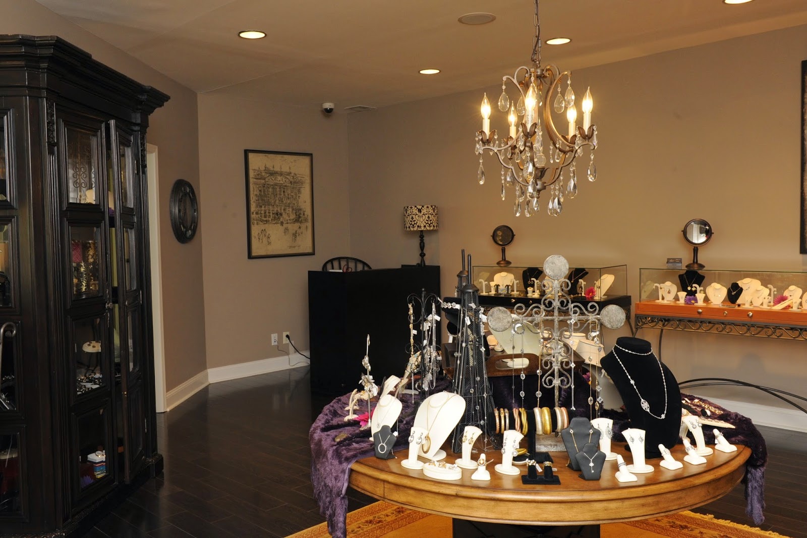 Photo of Jules Fine Jewelry in Fairfield City, New Jersey, United States - 3 Picture of Point of interest, Establishment, Store, Jewelry store