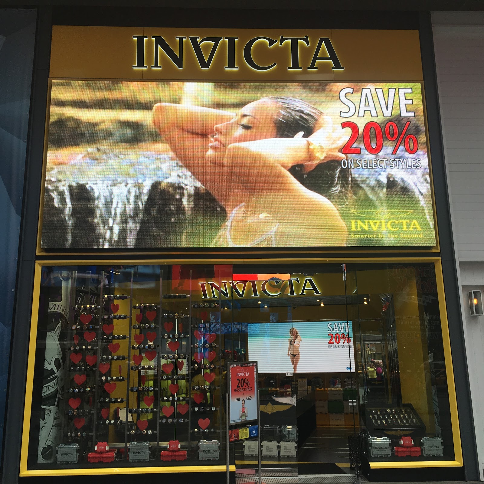 Photo of Invicta Store at Times Square in New York City, New York, United States - 9 Picture of Point of interest, Establishment, Store, Jewelry store