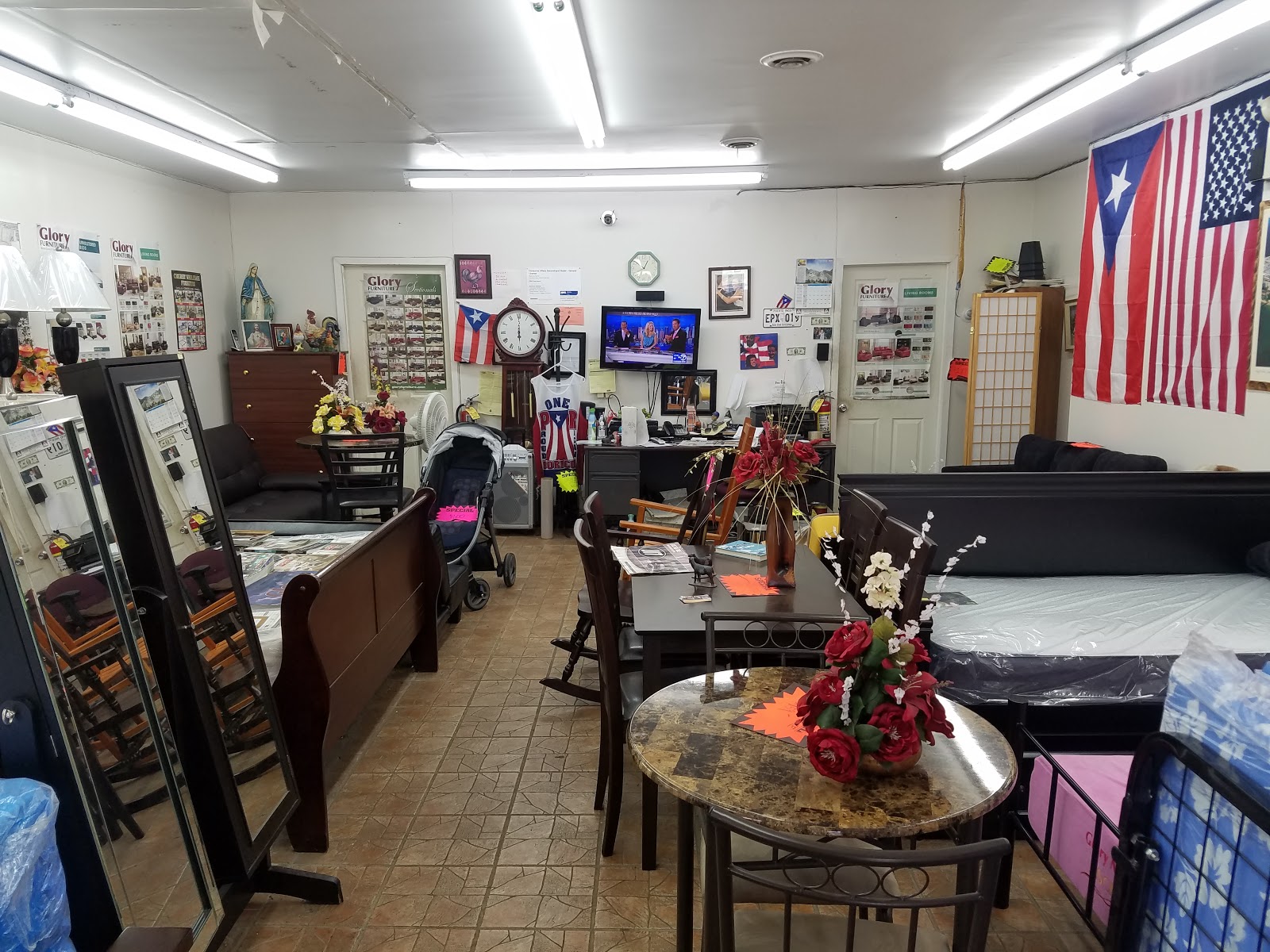 Photo of Crosstown Furniture Inc. in Bronx City, New York, United States - 9 Picture of Point of interest, Establishment, Store, Home goods store, Furniture store