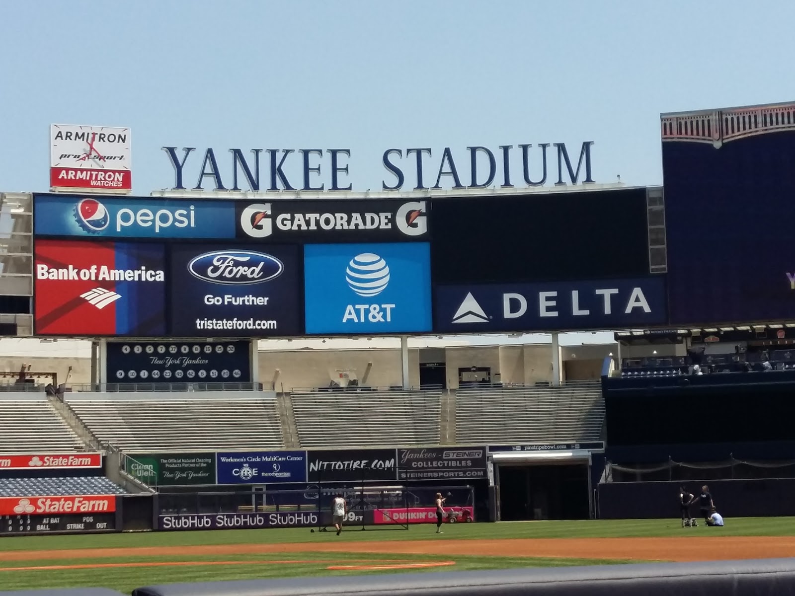 Photo of 161 St - Yankee Stadium in New York City, New York, United States - 5 Picture of Point of interest, Establishment, Transit station, Subway station