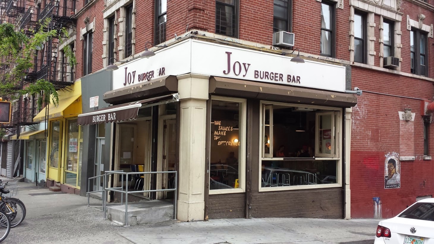 Photo of Joy Burger Bar in New York City, New York, United States - 1 Picture of Restaurant, Food, Point of interest, Establishment, Meal takeaway, Bar