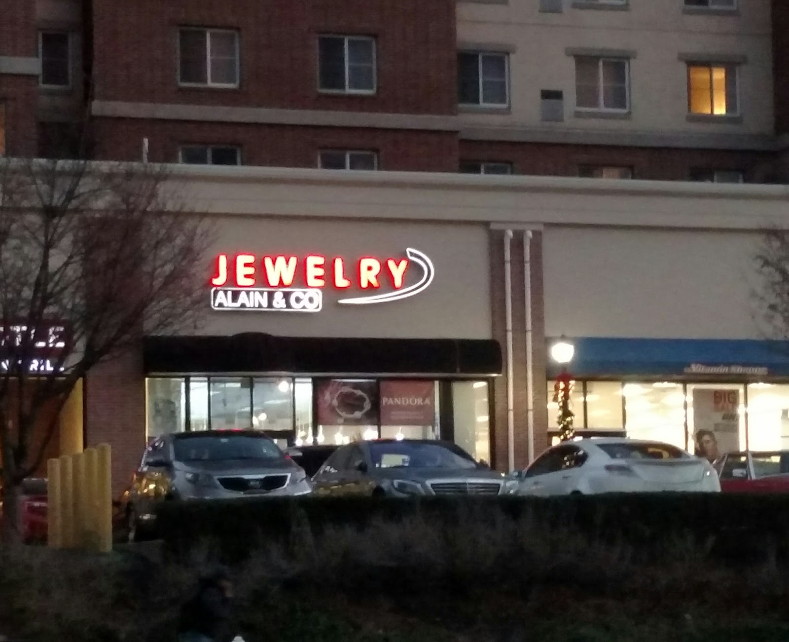 Photo of Alain & Co in Edgewater City, New Jersey, United States - 1 Picture of Point of interest, Establishment, Store, Jewelry store