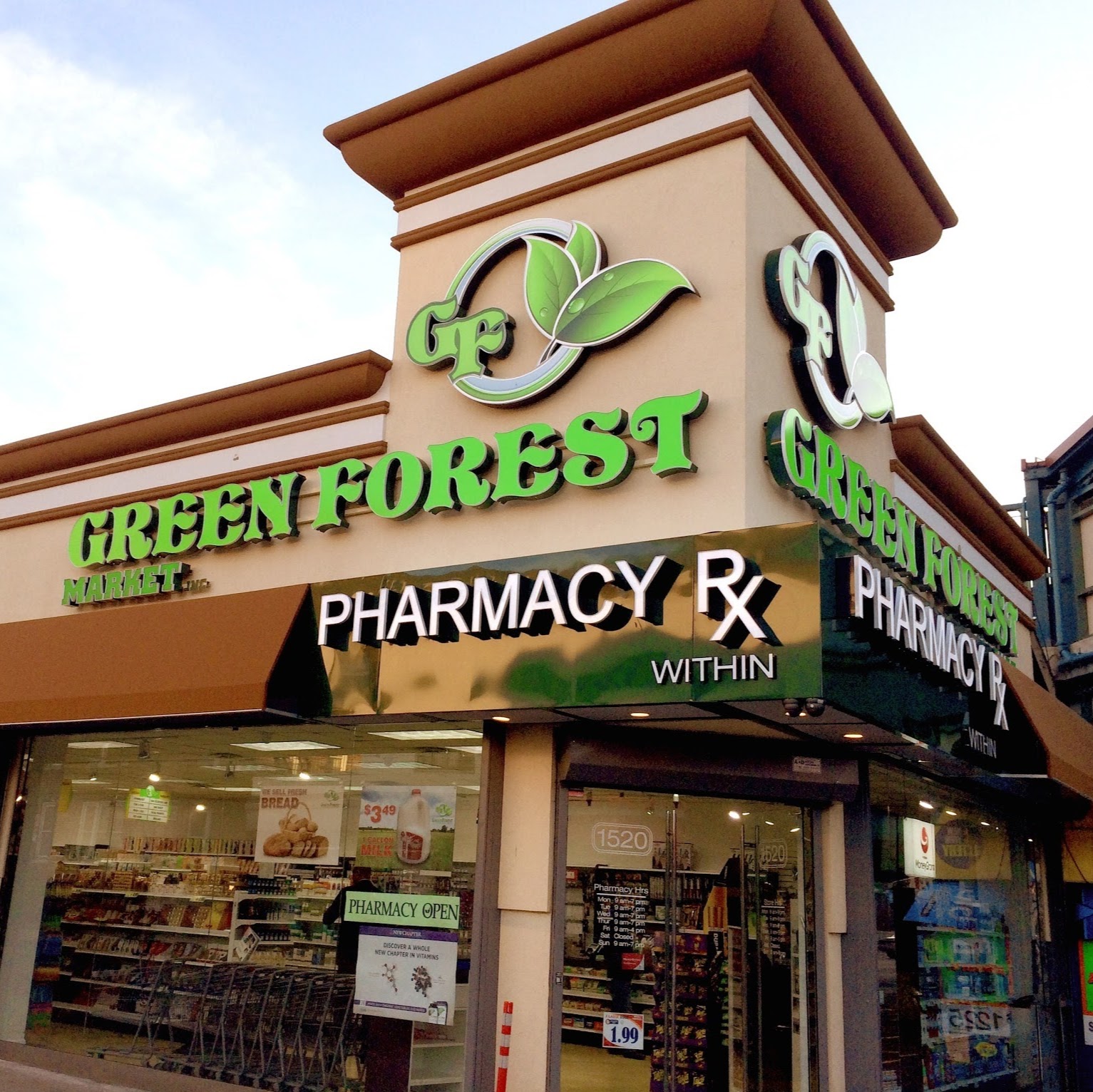 Photo of Green Forest Market in Brooklyn City, New York, United States - 1 Picture of Food, Point of interest, Establishment, Store, Health, Grocery or supermarket, Pharmacy