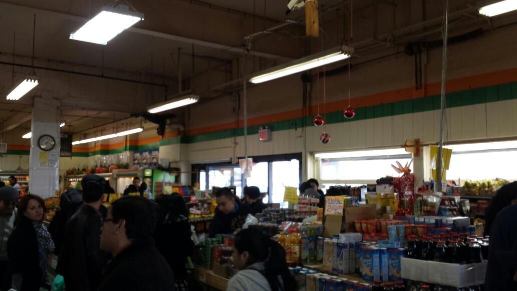 Photo of Golden Farm in Newark City, New Jersey, United States - 2 Picture of Food, Point of interest, Establishment, Store, Grocery or supermarket