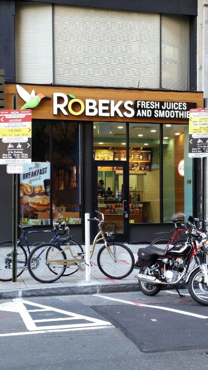 Photo of Robeks Fresh Juices & Smoothies in New Rochelle City, New York, United States - 2 Picture of Food, Point of interest, Establishment, Store, Health