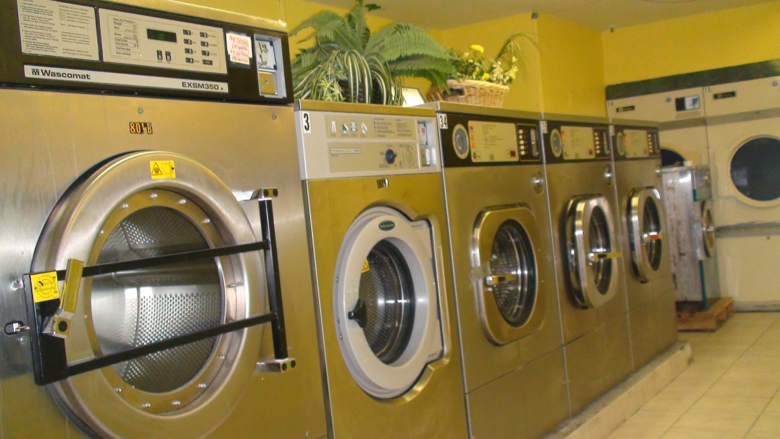 Photo of Hollywood Laundromat in Hillside City, New Jersey, United States - 3 Picture of Point of interest, Establishment, Laundry