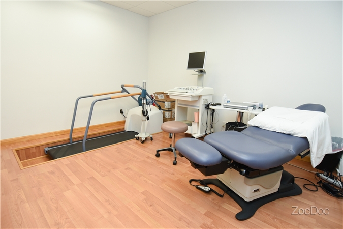 Photo of PRO-TEK PHYSICAL THERAPY PLLC in Flushing City, New York, United States - 2 Picture of Point of interest, Establishment, Health, Physiotherapist