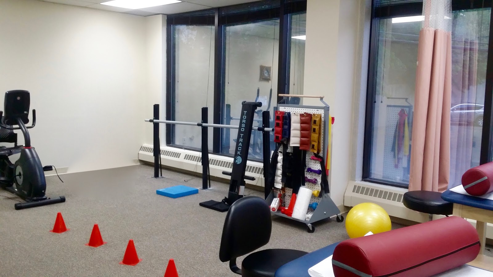 Photo of BH Physical Therapy by Dr. Perela Kahen in New York City, New York, United States - 2 Picture of Point of interest, Establishment, Health, Physiotherapist