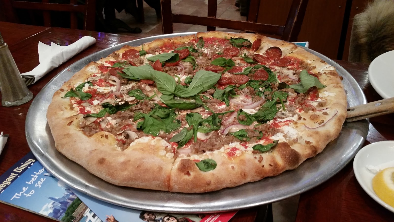 Photo of Bella Vita Pizzeria & Trattoria in New York City, New York, United States - 4 Picture of Restaurant, Food, Point of interest, Establishment