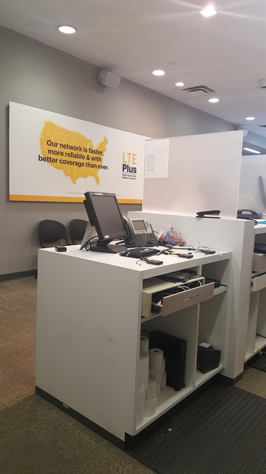 Photo of Sprint Store in Kings County City, New York, United States - 1 Picture of Point of interest, Establishment, Store, Electronics store