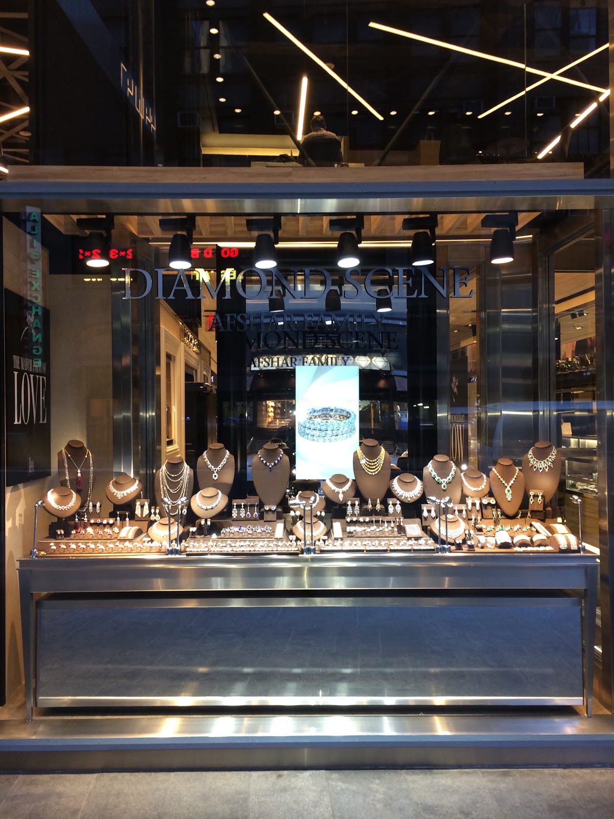 Photo of Diamond Scene in New York City, New York, United States - 2 Picture of Point of interest, Establishment, Store, Jewelry store