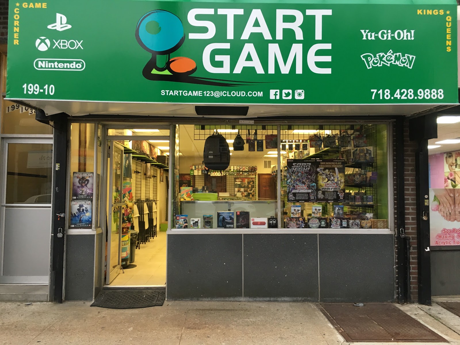 Photo of Start Game in Queens City, New York, United States - 1 Picture of Point of interest, Establishment, Store