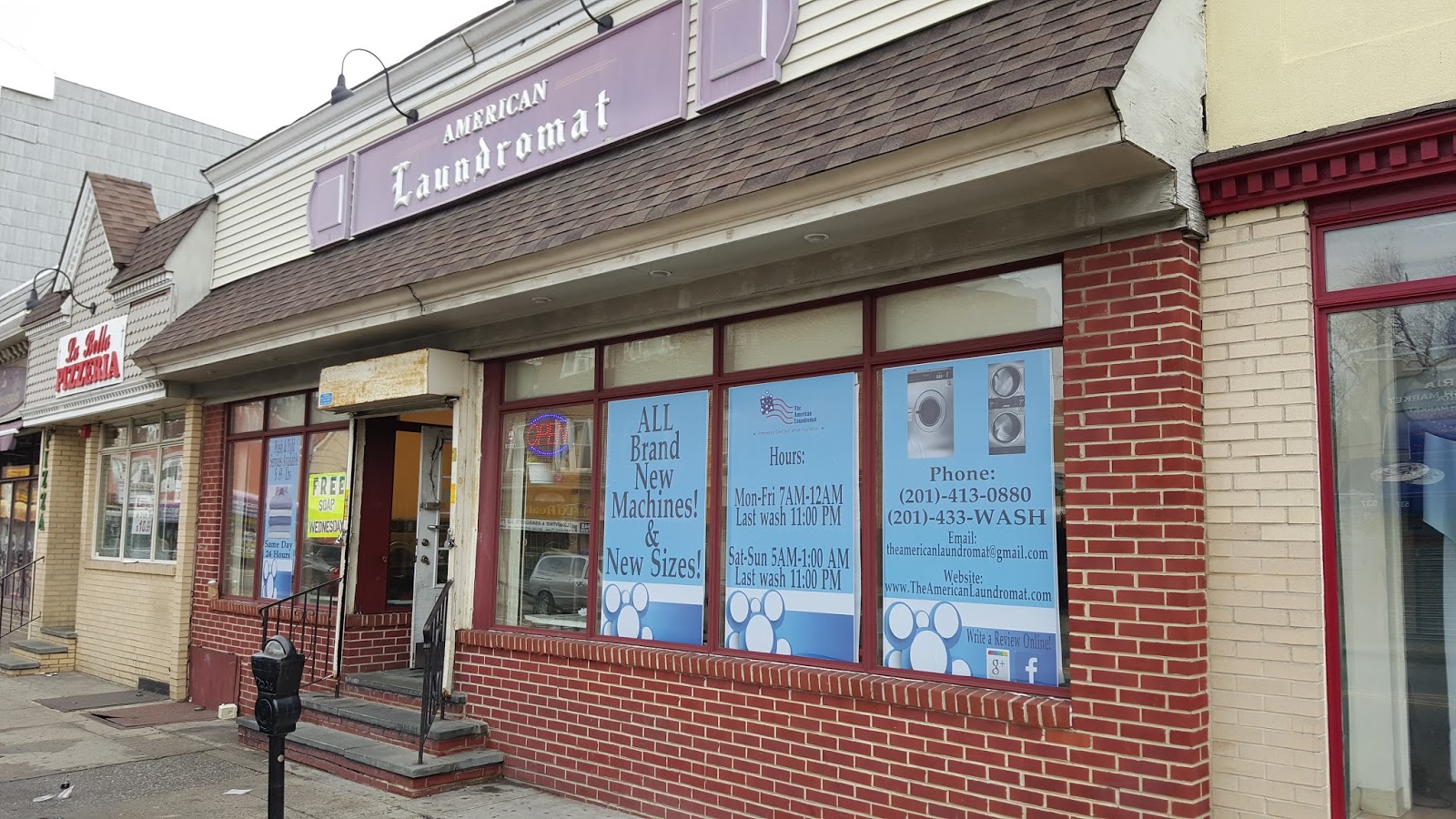 Photo of American Laundromat in Jersey City, New Jersey, United States - 2 Picture of Point of interest, Establishment, Store, Home goods store, Laundry