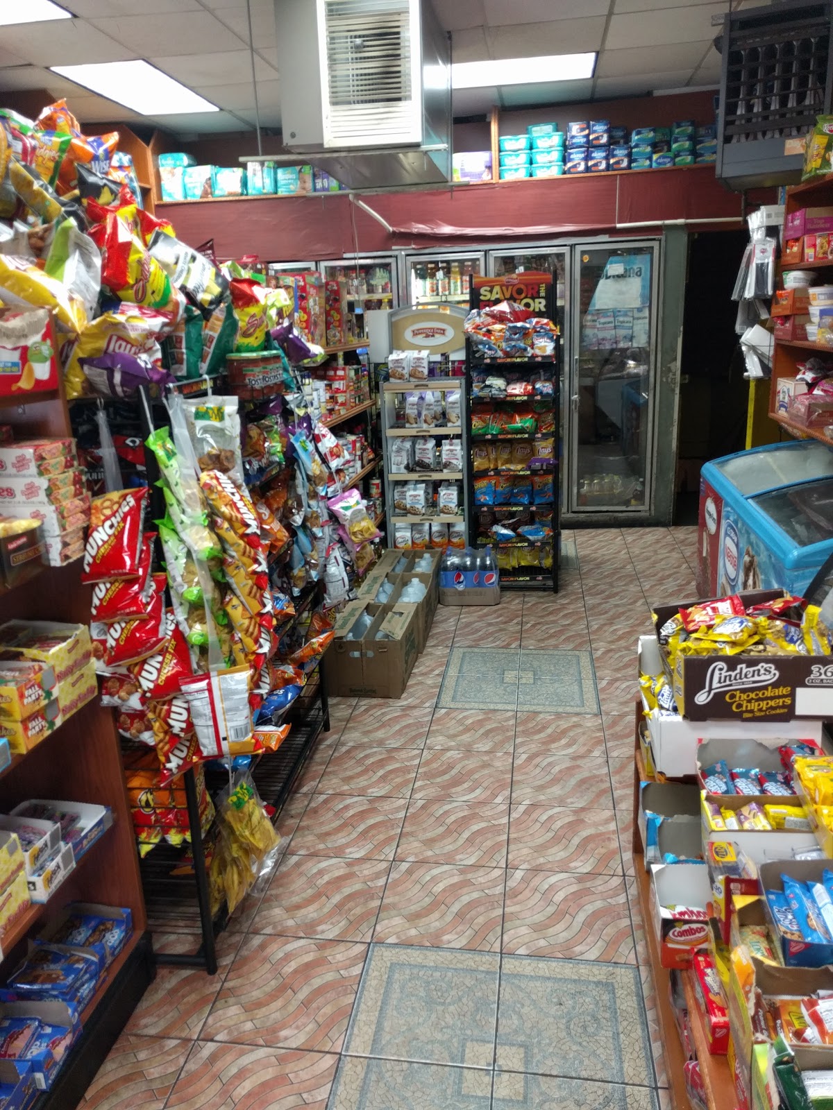 Photo of South Road Guy R Deli in Queens City, New York, United States - 2 Picture of Food, Point of interest, Establishment, Store