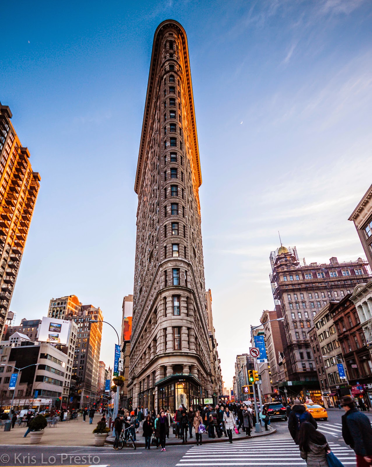 Photo of Flatiron Building in New York City, New York, United States - 6 Picture of Point of interest, Establishment, Premise