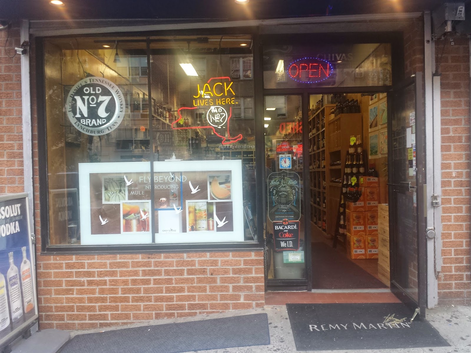 Photo of Heights Wine & Spirits Corporation in New York City, New York, United States - 4 Picture of Food, Point of interest, Establishment, Store, Liquor store