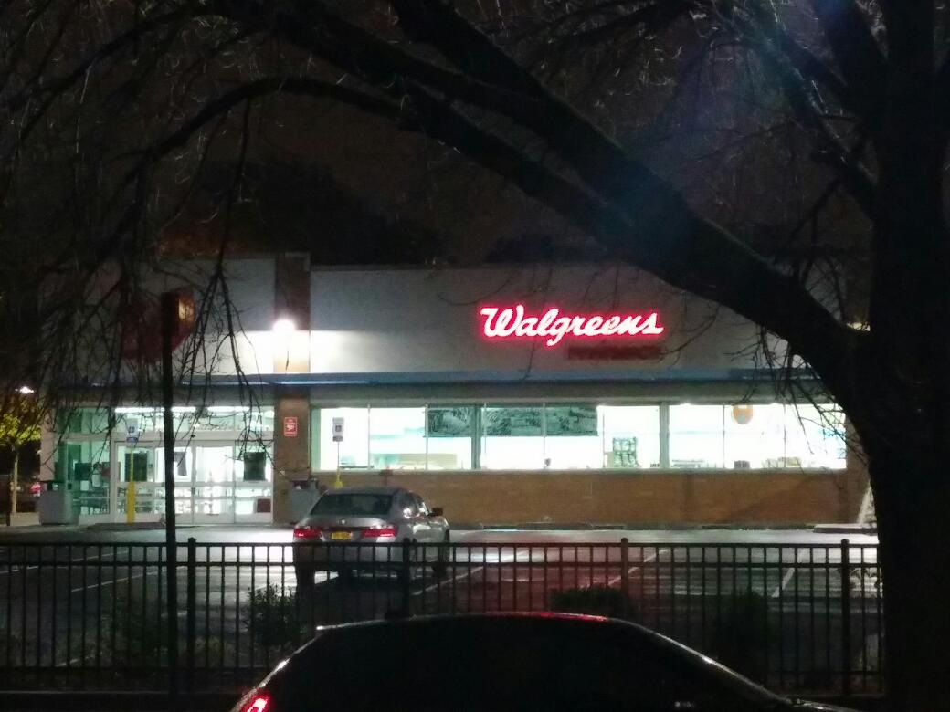Photo of Walgreens in Kings County City, New York, United States - 4 Picture of Food, Point of interest, Establishment, Store, Health, Convenience store, Home goods store, Clothing store, Electronics store
