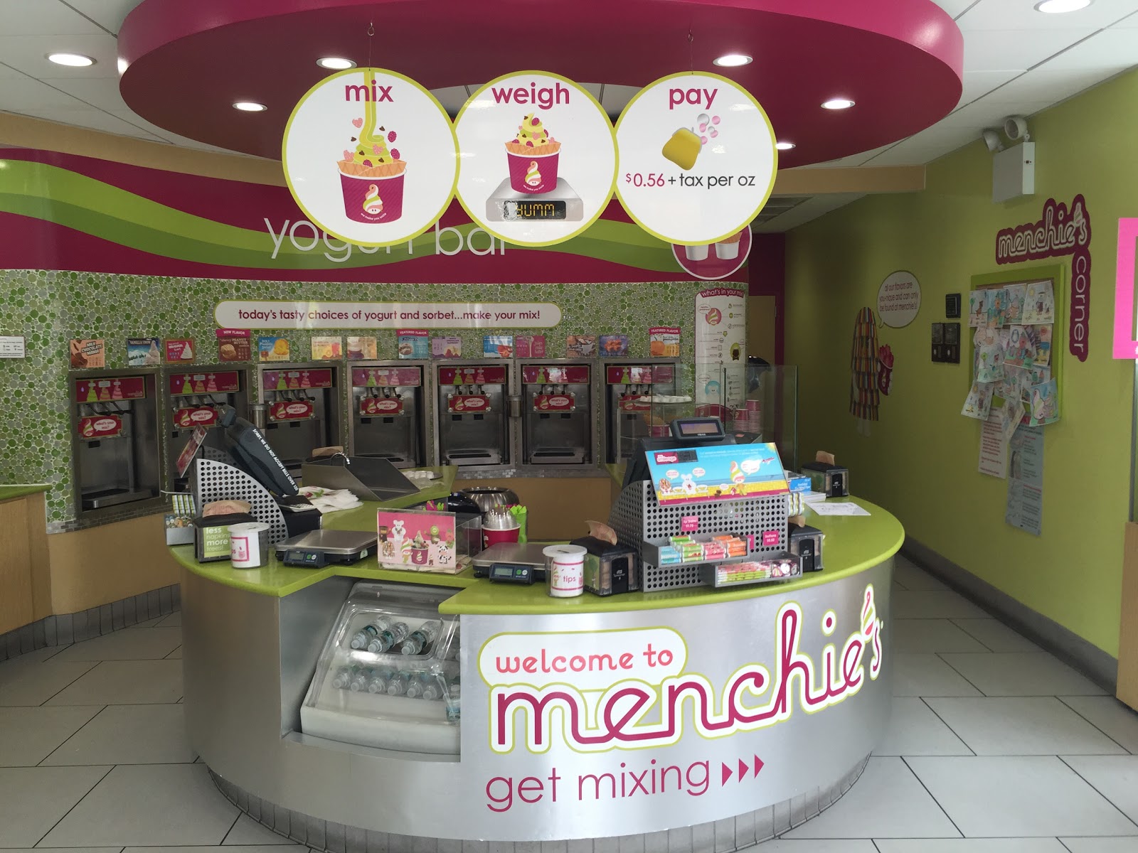 Photo of Menchie's Frozen Yogurt in Bronx City, New York, United States - 2 Picture of Food, Point of interest, Establishment, Store