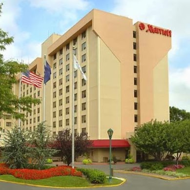 Photo of New York LaGuardia Airport Marriott in East Elmhurst City, New York, United States - 10 Picture of Restaurant, Food, Point of interest, Establishment, Lodging