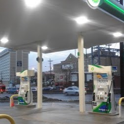 Photo of BP Gas Station in North Bergen City, New Jersey, United States - 1 Picture of Food, Point of interest, Establishment, Store, Gas station, Convenience store