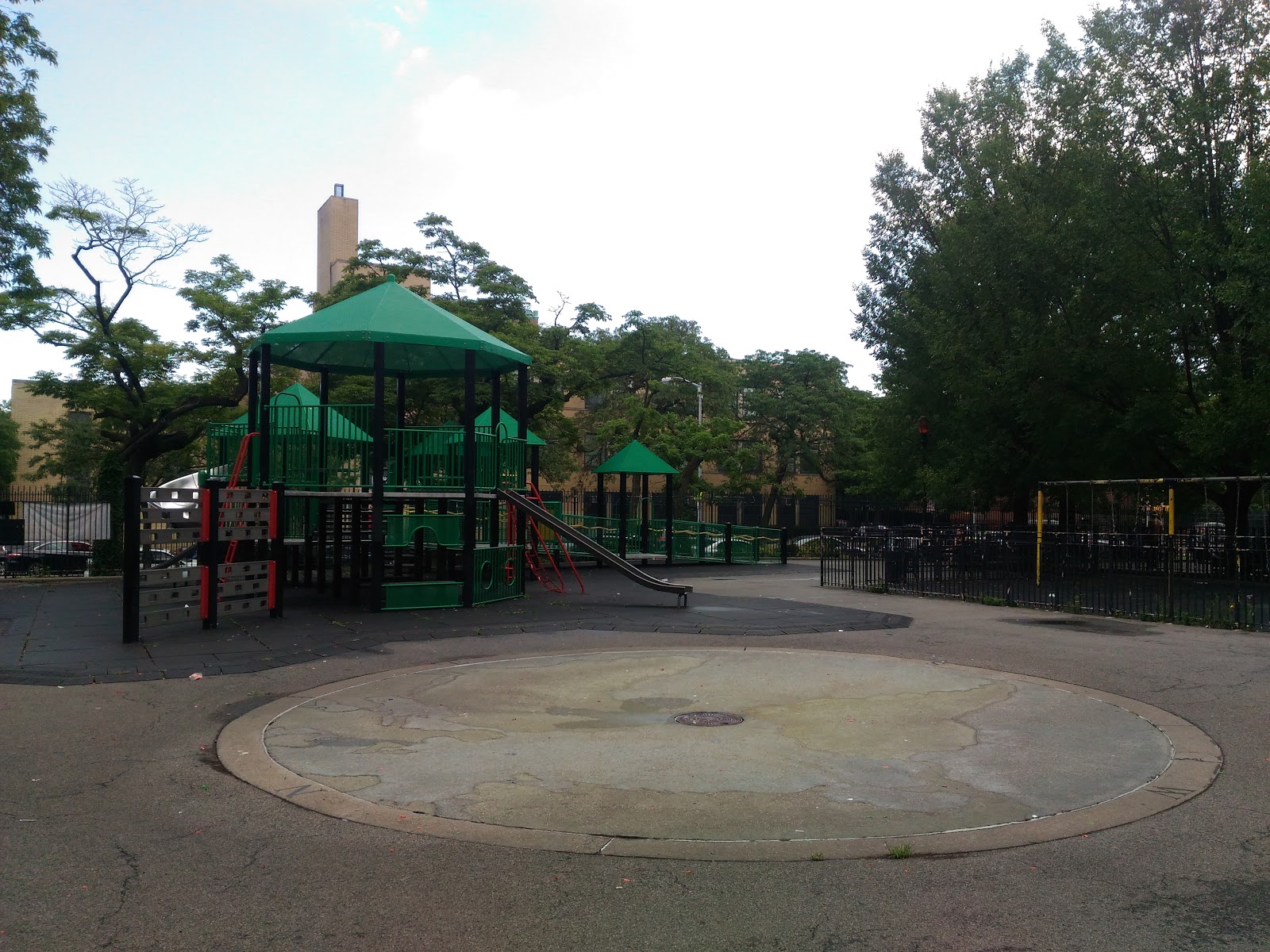 Photo of Courtney Callender Playground in New York City, New York, United States - 2 Picture of Point of interest, Establishment, Park