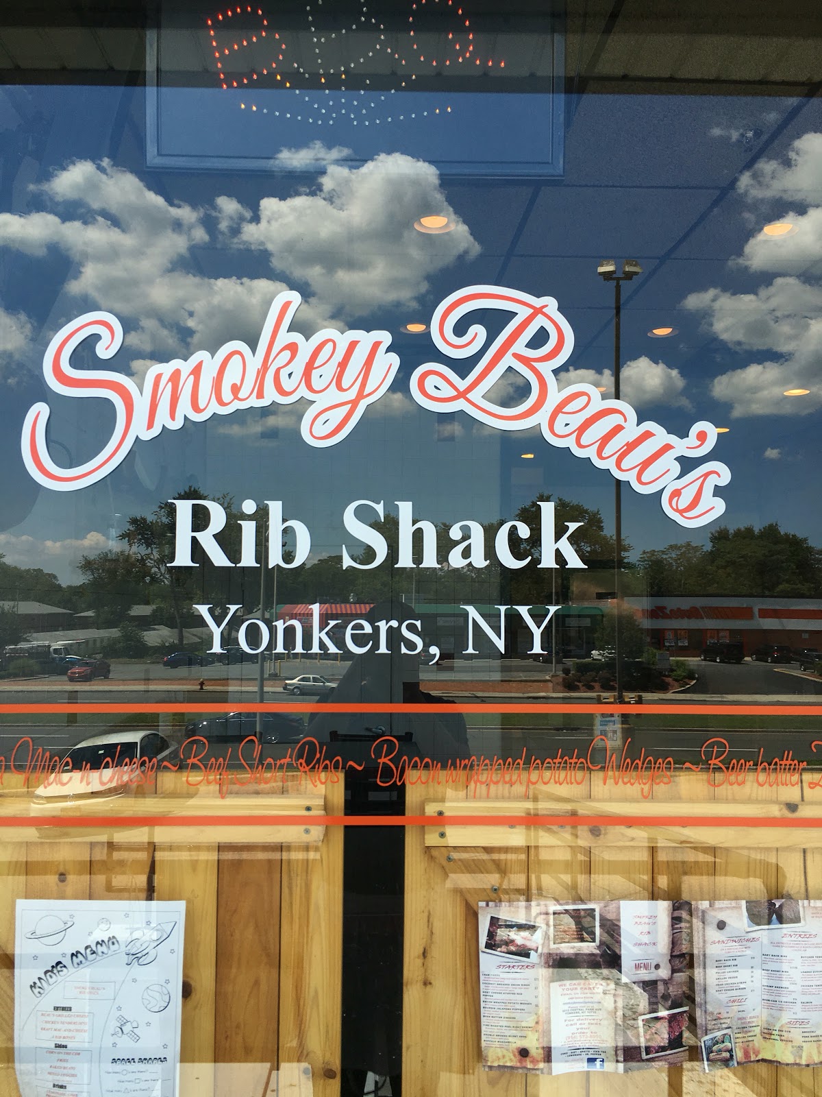 Photo of Smokey Beaus Rib Shack in Yonkers City, New York, United States - 10 Picture of Restaurant, Food, Point of interest, Establishment