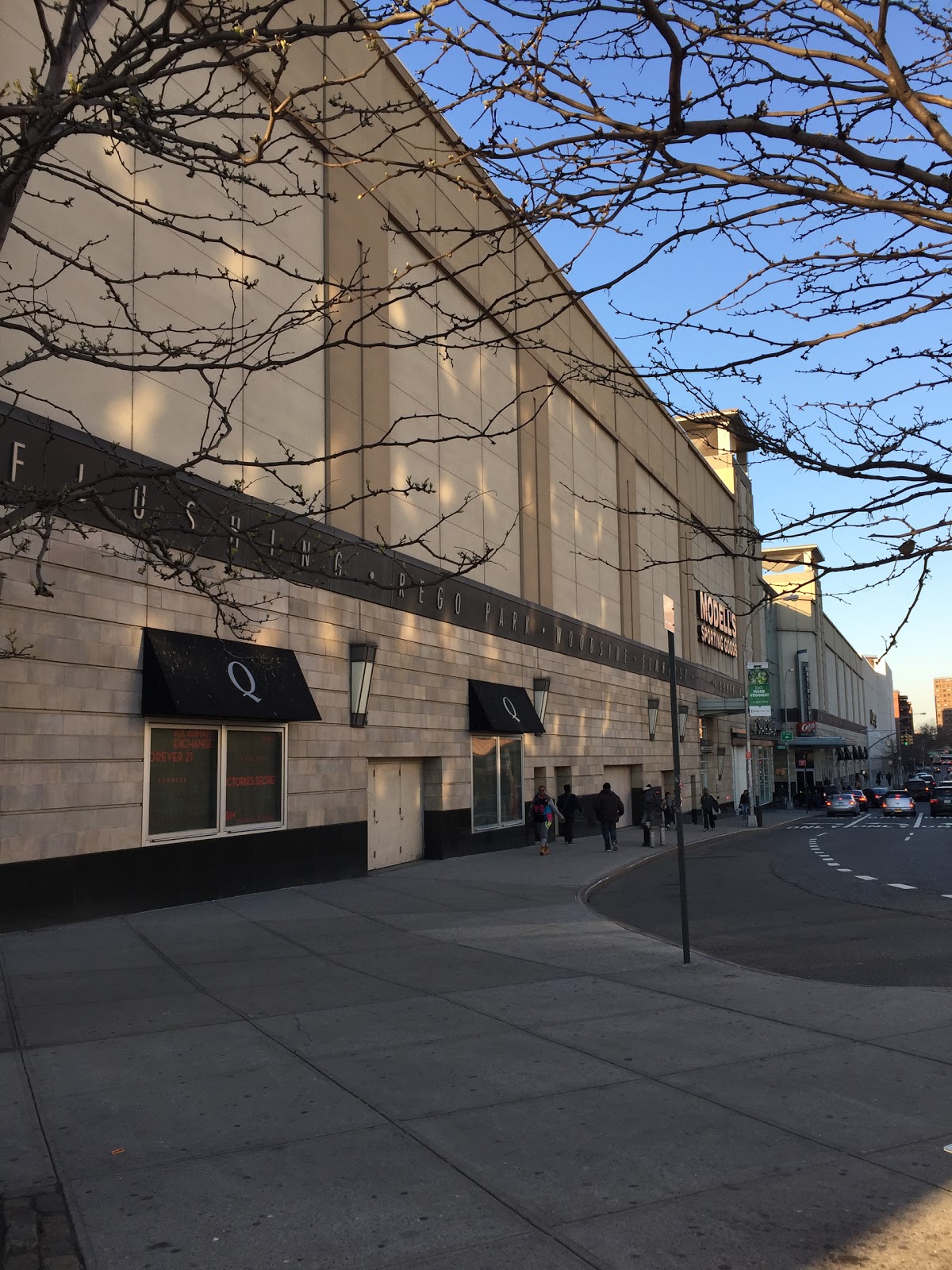 Photo of Queens Center in Elmhurst City, New York, United States - 2 Picture of Restaurant, Food, Point of interest, Establishment, Store, Clothing store, Shopping mall