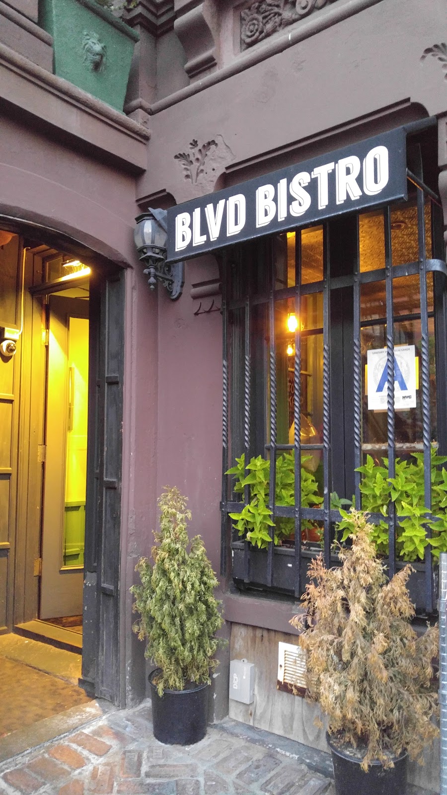 Photo of Boulevard Bistro in New York City, New York, United States - 2 Picture of Restaurant, Food, Point of interest, Establishment