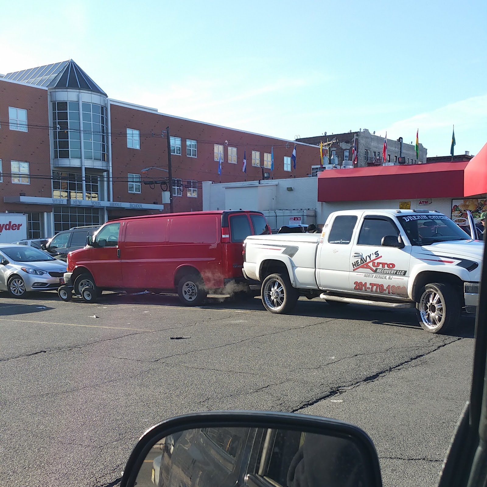 Photo of HEAVYS AUTO RECOVERY LLC. in North Bergen City, New Jersey, United States - 1 Picture of Point of interest, Establishment