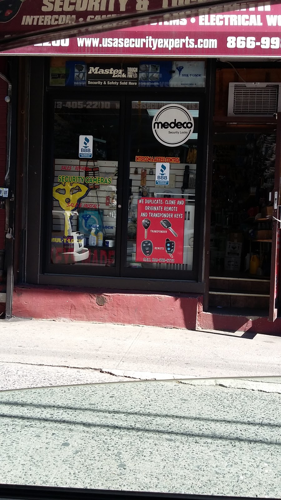 Photo of Global Hardware and Locksmith in Bronx City, New York, United States - 5 Picture of Point of interest, Establishment, Store, Hardware store, Locksmith