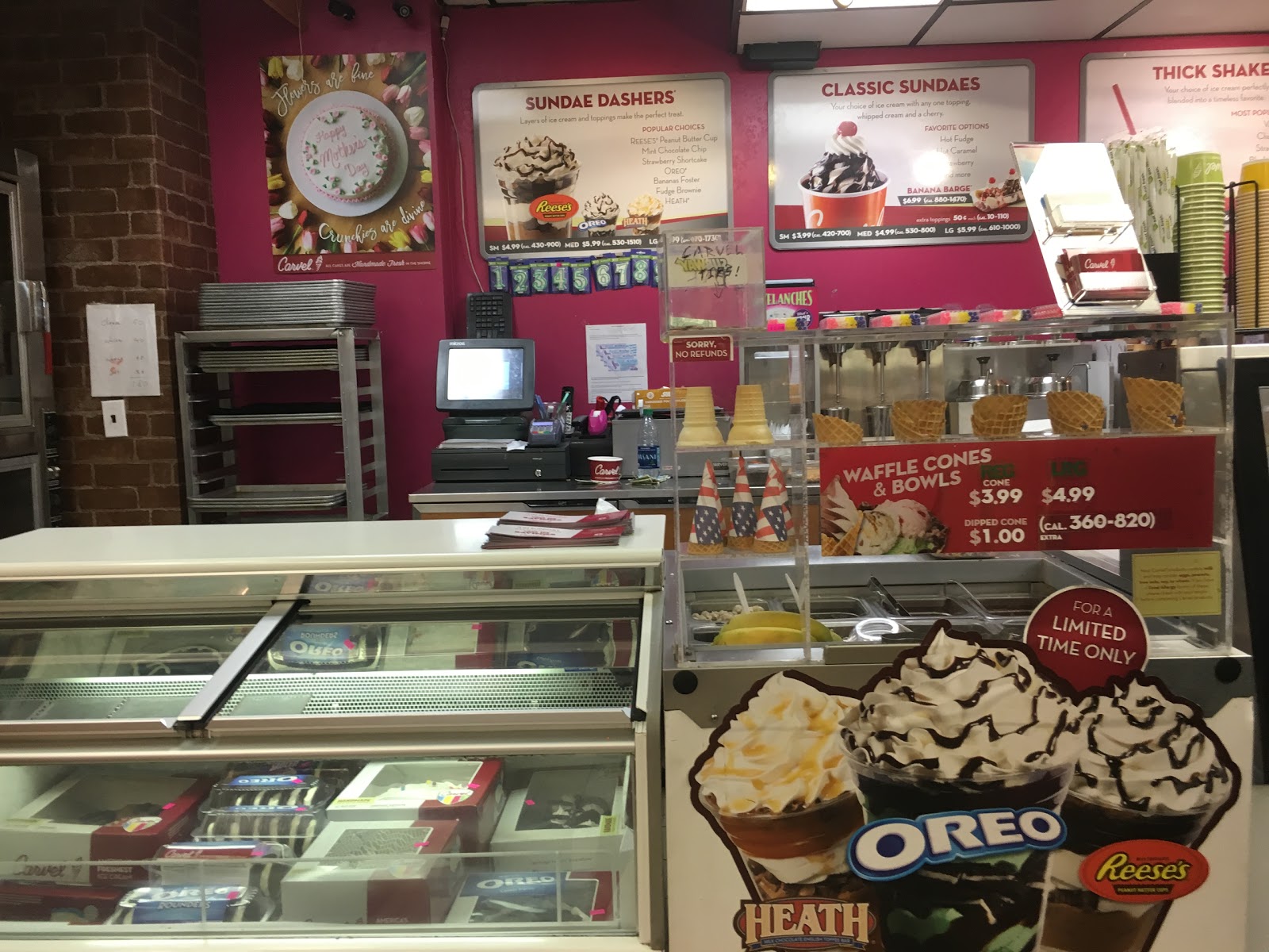 Photo of Carvel in New York City, New York, United States - 2 Picture of Food, Point of interest, Establishment, Store, Bakery