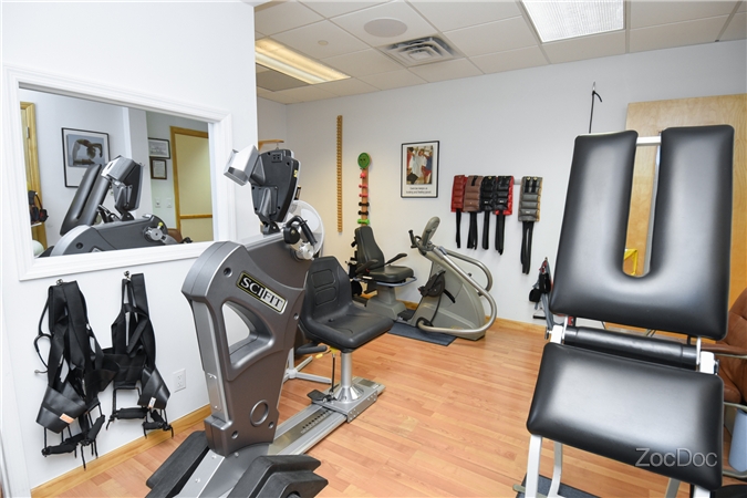 Photo of PRO-TEK PHYSICAL THERAPY PLLC in Flushing City, New York, United States - 3 Picture of Point of interest, Establishment, Health, Physiotherapist