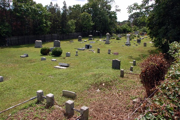 Photo of The Lawrence Cemetery in Lawrence City, New York, United States - 1 Picture of Point of interest, Establishment, Cemetery