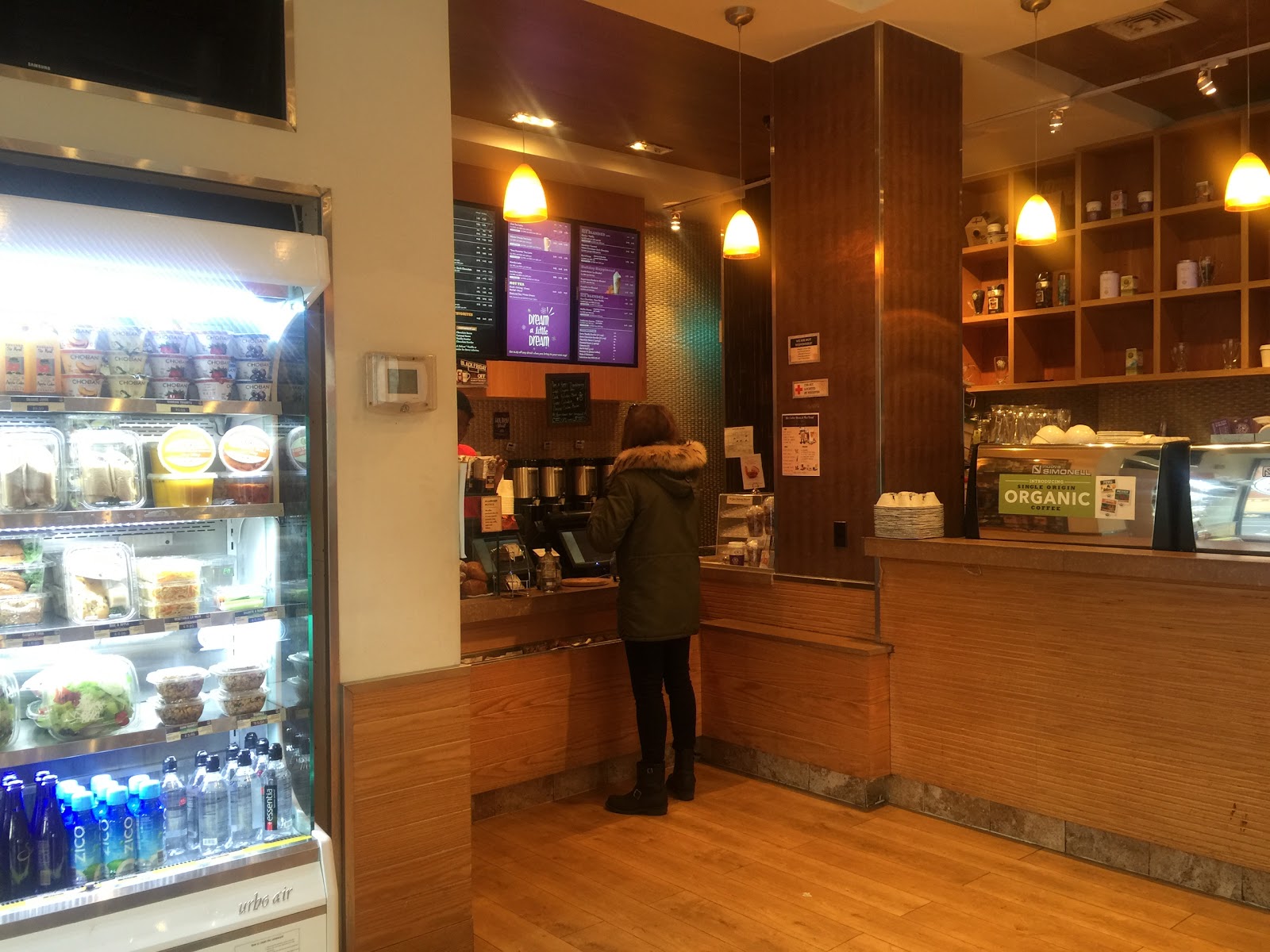 Photo of The Coffee Bean & Tea Leaf in New York City, New York, United States - 1 Picture of Food, Point of interest, Establishment, Store, Cafe, Bakery