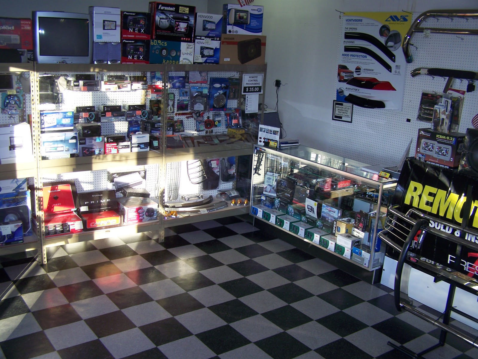 Photo of A & A Auto Unlimited in Jersey City, New Jersey, United States - 3 Picture of Point of interest, Establishment, Store, Car repair, Electronics store