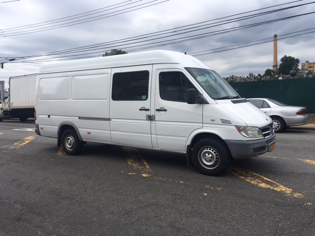 Photo of Man with Van NYC (Support a Student Movers) in Queens City, New York, United States - 2 Picture of Point of interest, Establishment, Moving company, Storage