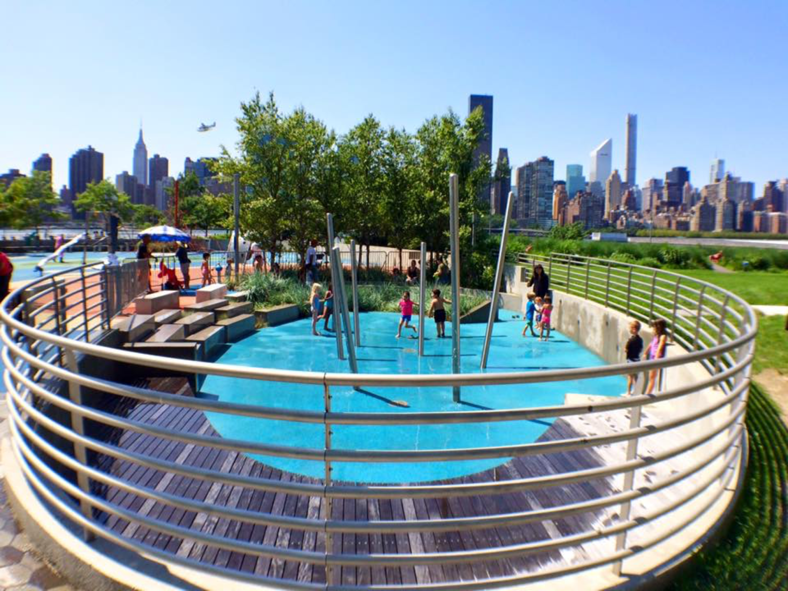 Photo of Gantry Plaza State Park in Long Island City, New York, United States - 1 Picture of Point of interest, Establishment, Park