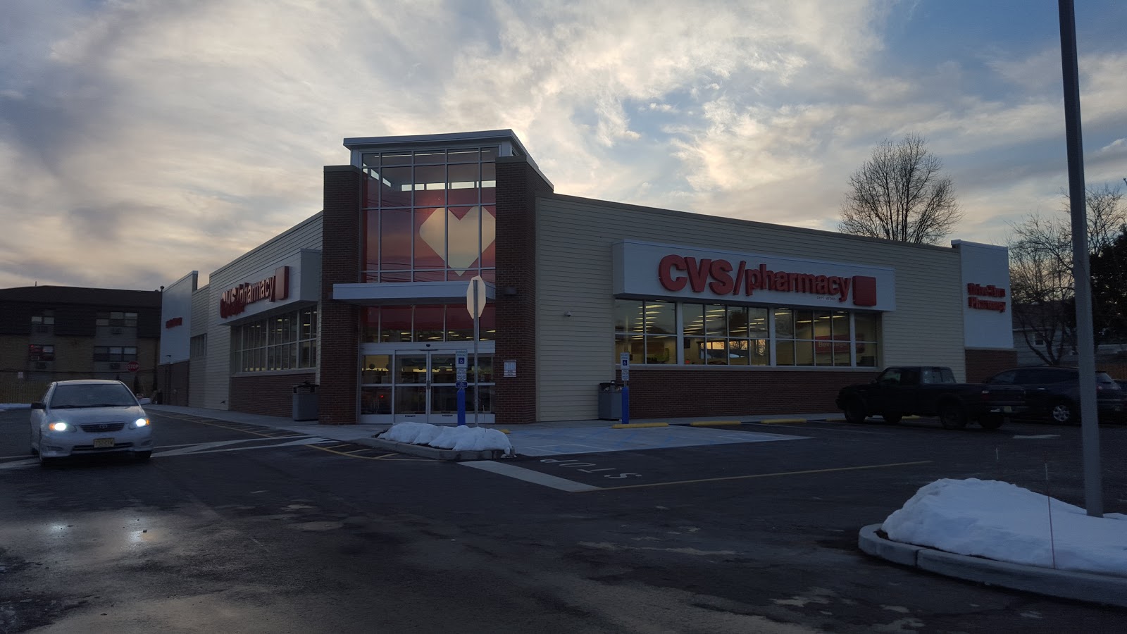 Photo of CVS Pharmacy - Photo in Linden City, New Jersey, United States - 1 Picture of Point of interest, Establishment, Store, Health, Pharmacy