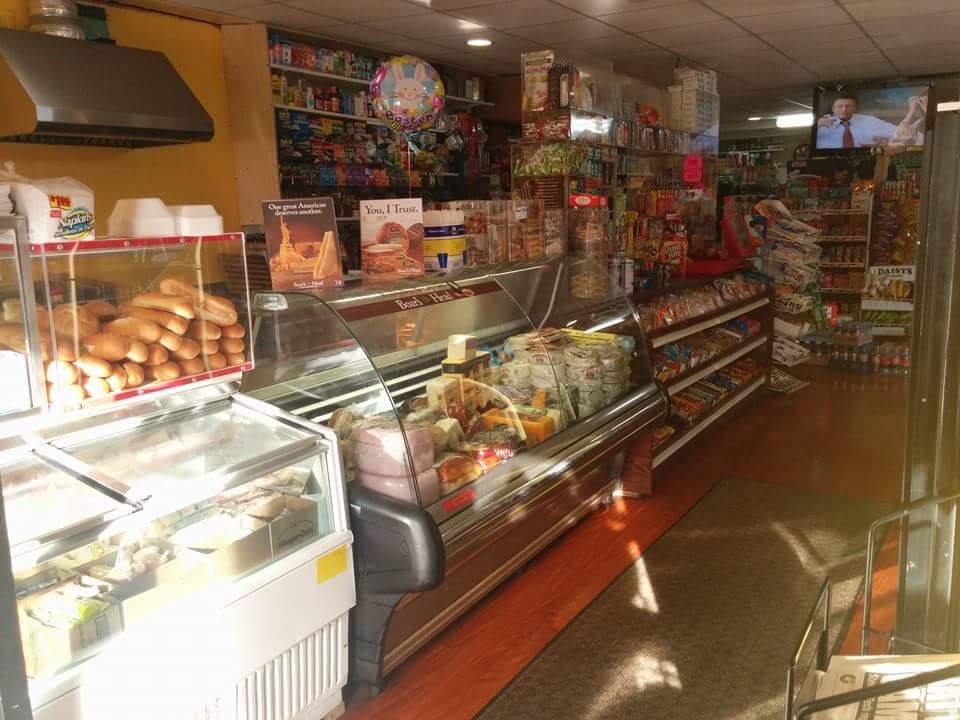 Photo of Vidalia Y Quisqueya Grocery in Jersey City, New Jersey, United States - 1 Picture of Food, Point of interest, Establishment, Store, Grocery or supermarket