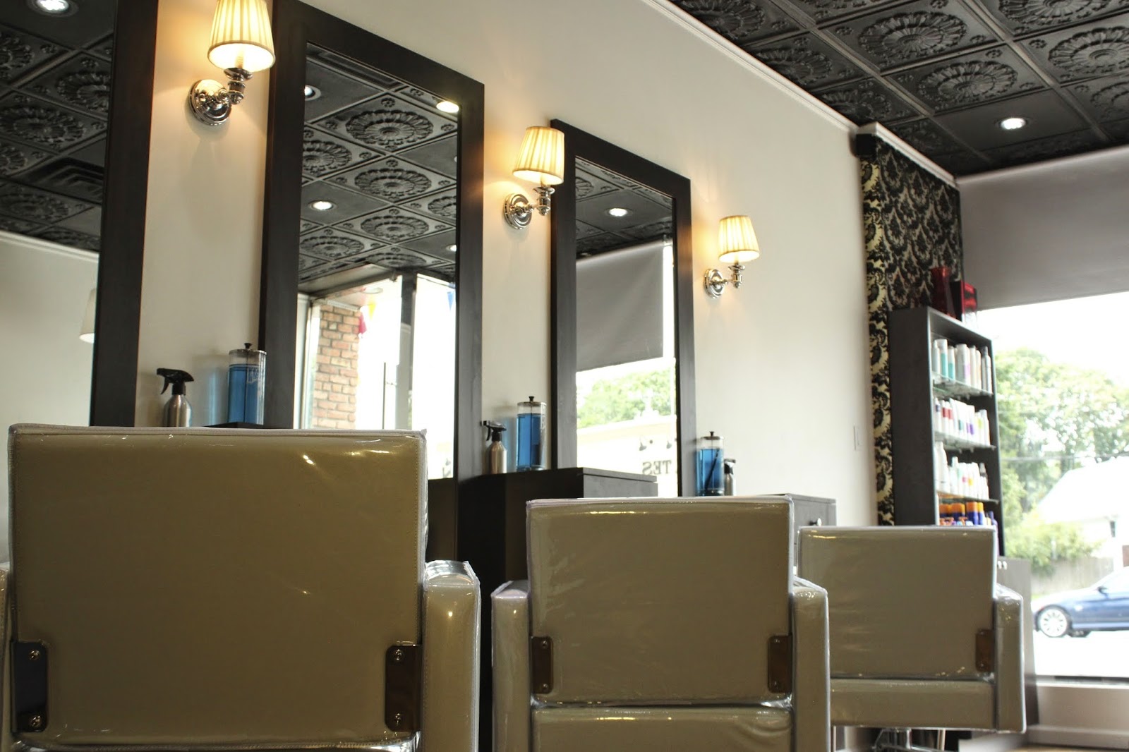 Photo of Jadore De Hair in Greenvale City, New York, United States - 3 Picture of Point of interest, Establishment, Beauty salon, Hair care