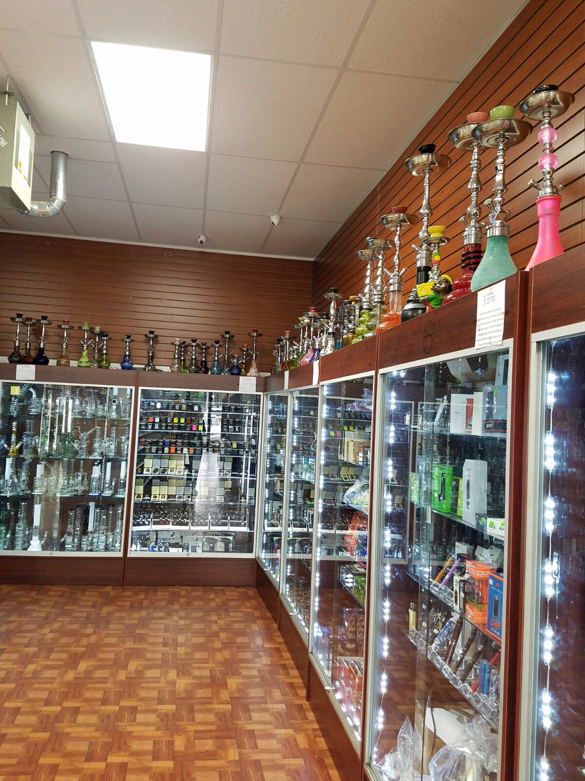 Photo of Gem Smoke shop in Ozone Park City, New York, United States - 2 Picture of Food, Point of interest, Establishment, Store, Grocery or supermarket