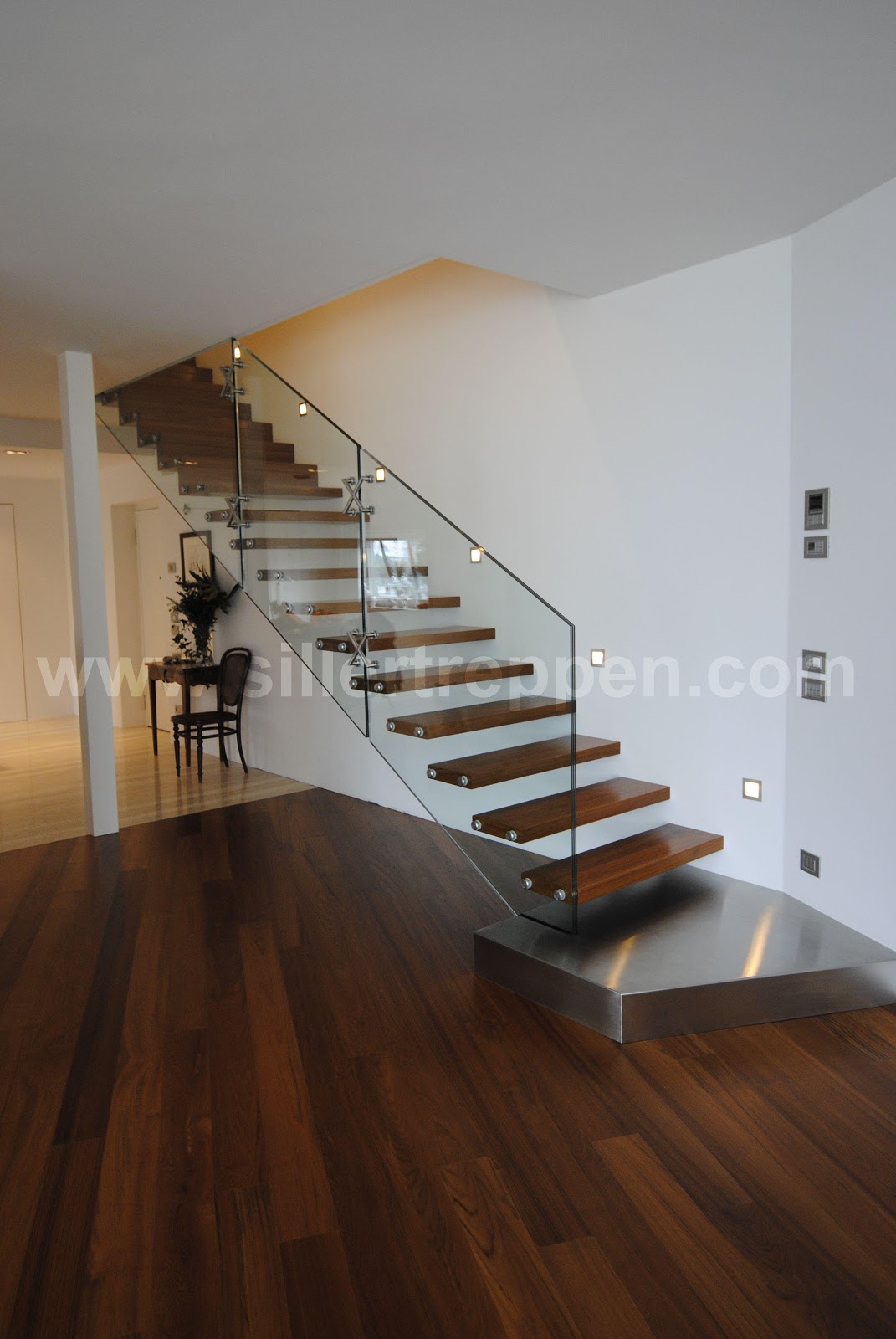 Photo of Siller Stairs in Queens City, New York, United States - 10 Picture of Point of interest, Establishment, General contractor