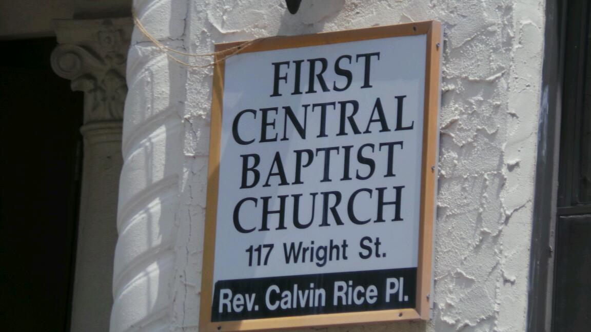 Photo of First Central Baptist Church in Staten Island City, New York, United States - 2 Picture of Point of interest, Establishment, Church, Place of worship