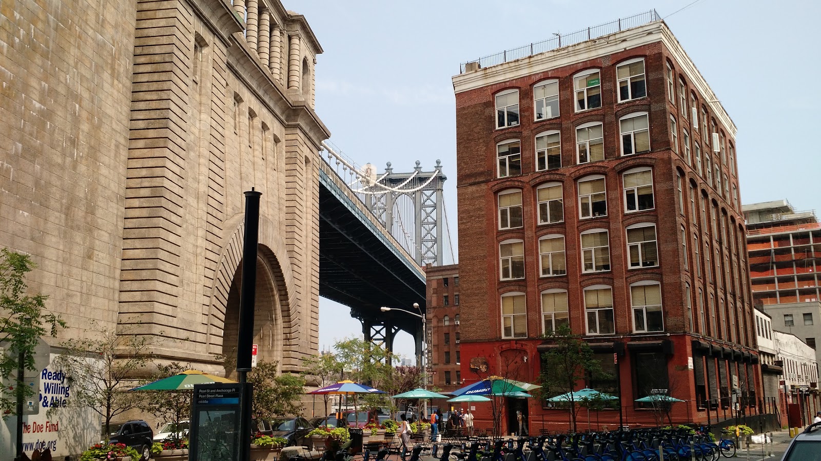 Photo of Pearl Street Triangle (Dumbo Improvement District) in Kings County City, New York, United States - 1 Picture of Point of interest, Establishment, Park