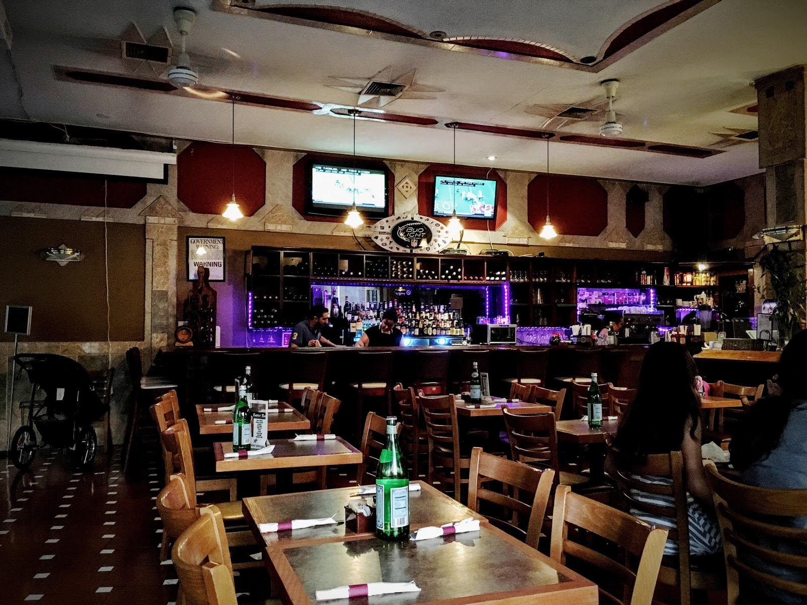 Photo of Piu Bello in Queens City, New York, United States - 1 Picture of Restaurant, Food, Point of interest, Establishment