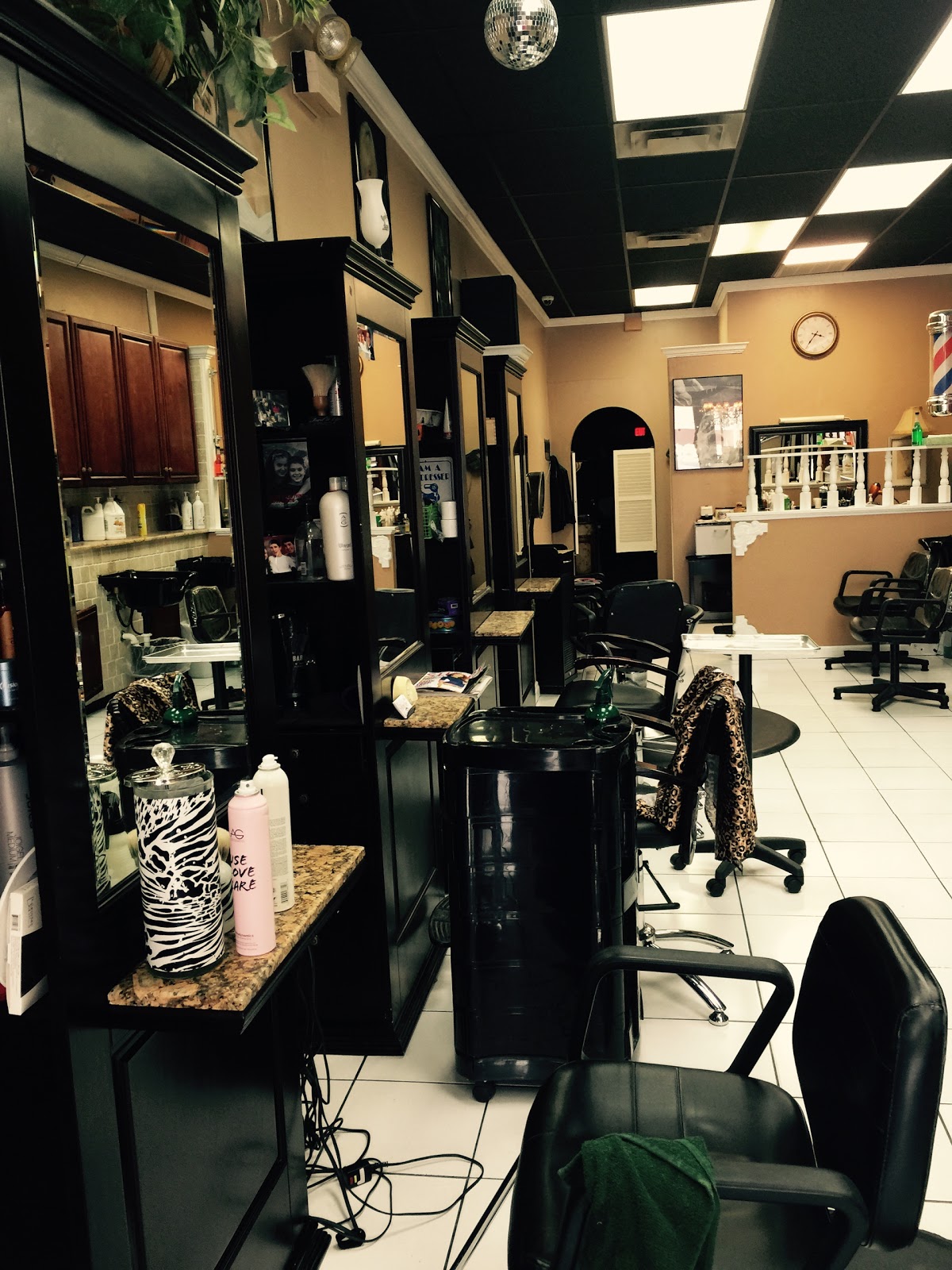 Photo of Cutting Edge Salon in Fairfield City, New Jersey, United States - 2 Picture of Point of interest, Establishment, Beauty salon